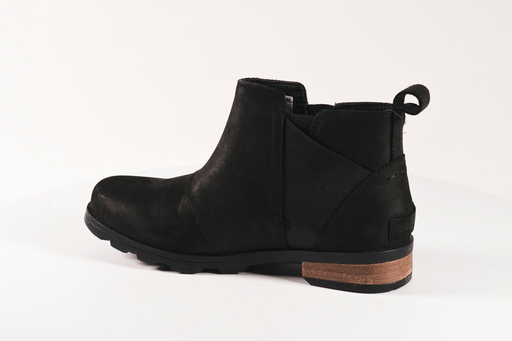 WOMENS EMELIE CHELSEA BOOTS CLEARANCE