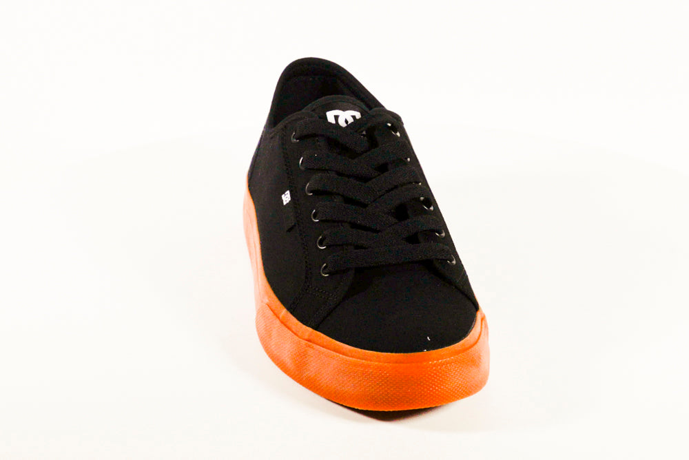 専用商品❣️DC SHOE CO USA ❣️メンズ❣️ハーフ❣️パンツ❣️刺繍❣️ DC SHOES パンツ DC/ディーシー デニムショーツ/ハーフパンツ