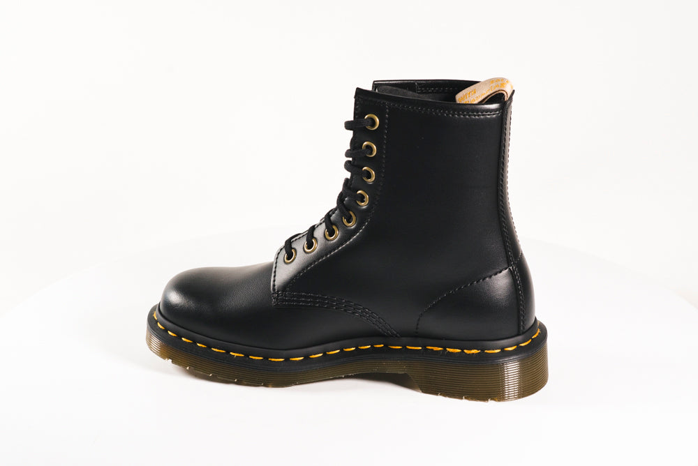 Dr martens clearance 1460 black vegan