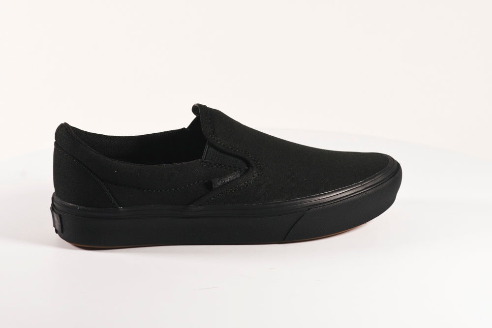 Vans Comfycush Slip On yet Trip Outdoors - StclaircomoShops - SUPREME × VANS  SLIP-ON BLACK HOLE PUNCH DENIM 27cm