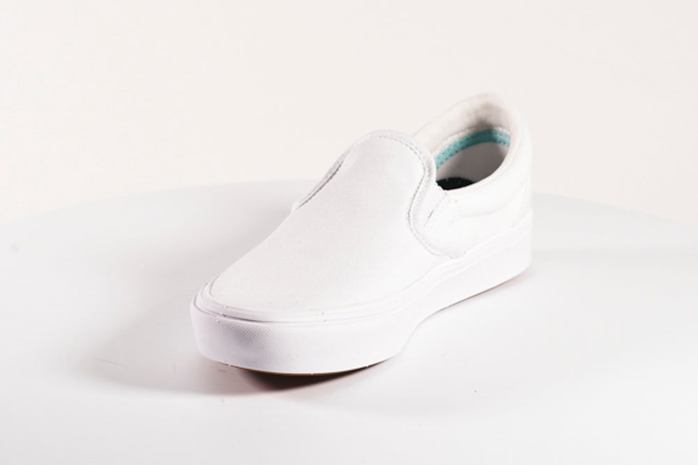 Vans comfycush slip on white sales
